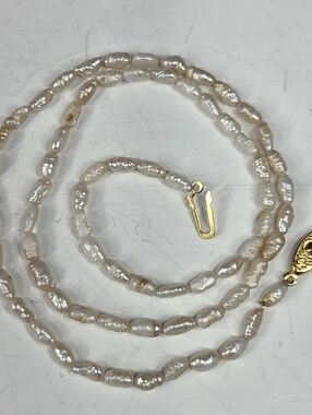 genuine cultured biwa Keshi Pearl Necklace with Gold tone Clasp 20in classic